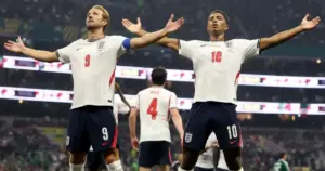 México 2 x 3 Inglaterra: veja os melhores momentos do jogo da Copa