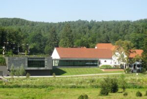 Museu Lalique sofre assalto e fecha temporariamente para investigações na França