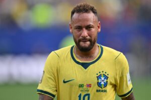 Eliminação na Copa: brasileiro procura um culpado - 06/07/2026 - Encaminhado com Frequência