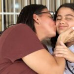 'Com ketchup e queijo': menina conta como sobreviveu por 32h à espera de resgate após terremotos na Venezuela