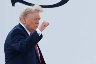 Trump embarca rumo à Turquia para Cúpula da Otan