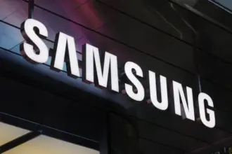 Lucro da Samsung aumenta 19 vezes; ações caem com receios sobre IA