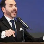 Presidente eleito da Colômbia acusa Petro de tentar "golpe de Estado"