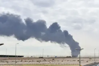 Kuwait responde "ameaças hostis de mísseis e drones" do Irã, diz exército