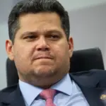 Líder do PT chama Alcolumbre de 'inimigo' do fim da 6x1, e senador diz não tolerar ameaça