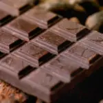 Chocolate: veja os benefícios e como escolher versões mais saudáveis