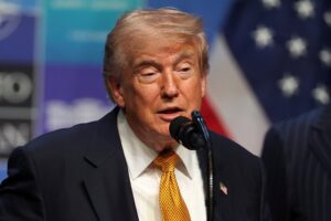 Trump diz que é o 'número 1' da lista de alvos do Irã e dá declarações contraditórias sobre a guerra