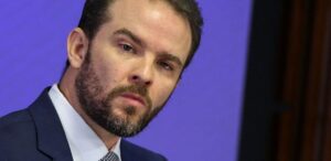 Ministro da Fazenda, Dario Durigan, disse que está na fase final de negociação a medida provisória de renegociação das dívidas rurais, que vai custar de R$ 2 bilhões a R$ 3 bilhões por ano ao Tesouro