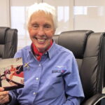 Morre Wally Funk, que voou ao espaço aos 82 anos - 09/07/2026 - Ciência