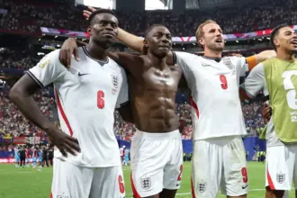 Inglaterra pode perder zagueiro titular contra Haaland nas quartas da Copa