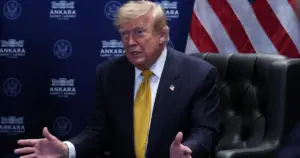 Após últimos ataques, Trump confirma que cessar-fogo com Irã acabou