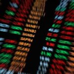 Mercado foi influenciado positivamente pela divulgação da inflação oficial no Brasil para o mês de junho, que desacelerou ante maio, no ambiente doméstico, e pela estabilização do preço do petróleo, no exterior