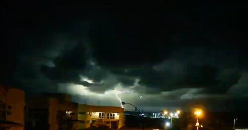 Sul do Brasil entra em alerta para temporais e chuva intensa