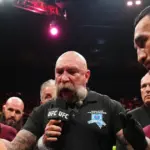 UFC 329: Conor McGregor sofre lesão no joelho e perde por nocaute técnico