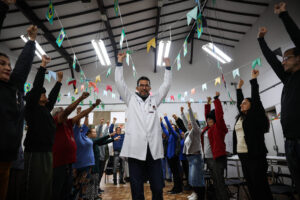 Projeto em SP usa atividade física para tratar dor crônica - 12/07/2026 - Equilíbrio e Saúde