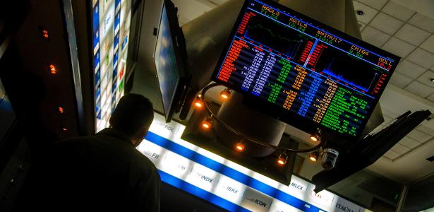 Mercados foram influenciados por deflação nos EUA, segundo índice de preços ao consumidor de junho divulgado hoje, por balanços dos grandes bancos americanos e pelo petróleo, novamente perto dos US$ 90 o barril