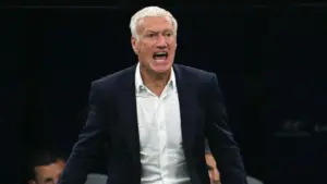 Deschamps detona arbitragem após França cair diante da Espanha