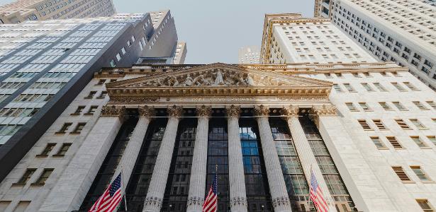 Fachada da Bolsa de Valores de Nova York, a Nyse, em Wall Street