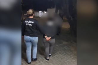 Mãe é presa suspeita de maus-tratos após morte de filho de 1 ano no RS