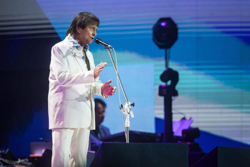 Entenda a cirurgia na vesícula que fará Roberto Carlos - 22/07/2026 - Equilíbrio e Saúde