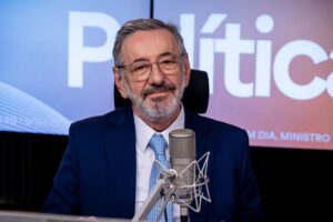 Tarifaço: ministro diz que tarifa de 12,5% é 'indevida' e baseada em fatos que não são reais