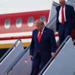 Como falha do novo Air Force One levou Trump a tentar 'caça às bruxas' contra jornalistas