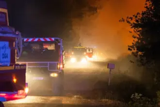 1.500 militares mobilizados a partir desta noite para incêndios em França