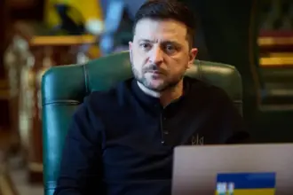Zelensky diz que Rússia planeja levar 30 mil norte-coreanos para guerra