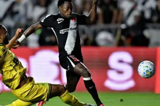 Brasileirão: com golaço, Vasco busca empate com Mirassol, mas segue no Z4