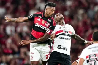 Flamengo empata com o São Paulo e perde chance de encostar no Palmeiras