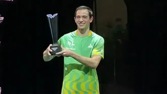 Hugo Calderano é campeão do WTT em São José