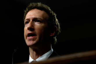 Zuckerberg pede desculpas ao governo da Índia - 05/08/2026 - Tec