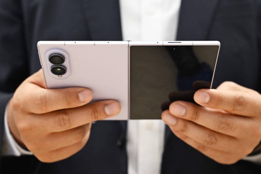 Samsung Galaxy Z Fold8 chega ao Brasil por R$ 12,6 mil - 06/08/2026 - Tec