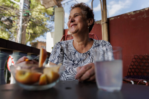 Para reduzir o colesterol não dá fugir de dieta e treino - 08/08/2026 - Equilíbrio
