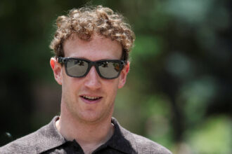 Zuckerberg rejeita frear desenvolvimento da IA - 16/09/2026 - IA