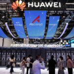 Huawei anuncia acordo com Qualcomm para licenciamento de patentes - 05/10/2026 - Negócios
