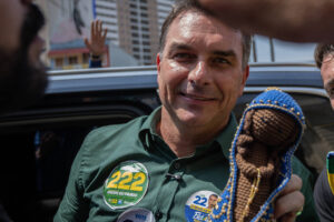 O futuro da aliança conservadora católico-evangélica - 07/10/2026 - Darwin e Deus