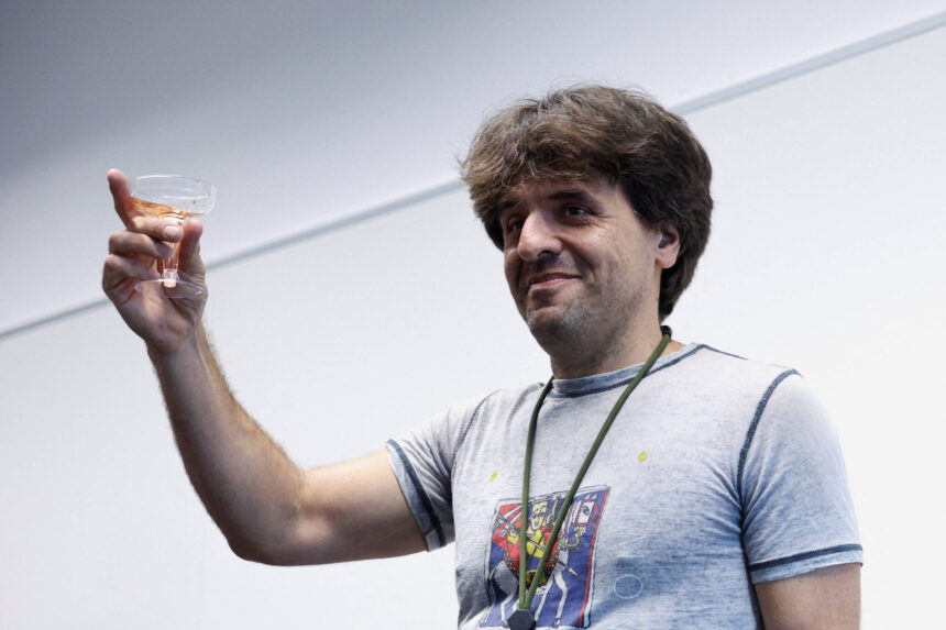 Um Nobel para quem iluminou o cérebro - 08/10/2026 - Suzana Herculano-Houzel