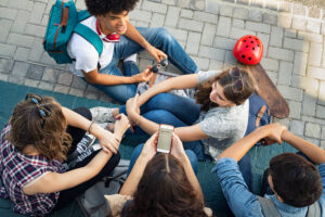 Linguagem infantil ajuda a prever risco em saúde mental - 12/10/2026 - Equilíbrio